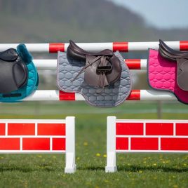 Mattes Saddle Pad with Pocket Correction System