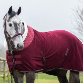 QHP Brilliance Fleece Rug