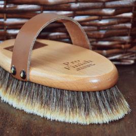 Equishine Pro Finish Grooming Brush