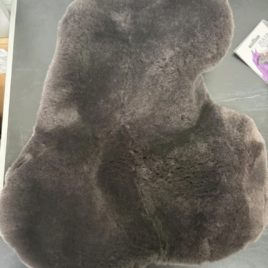 Mattes Brown Sheepskin Seat Saver
